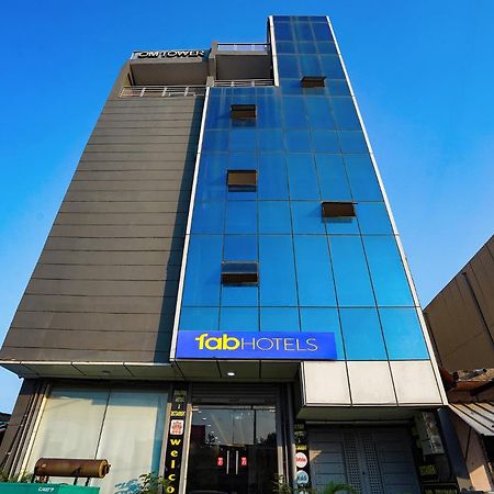 Fabhotel Prime Culture Нойда Екстер'єр фото
