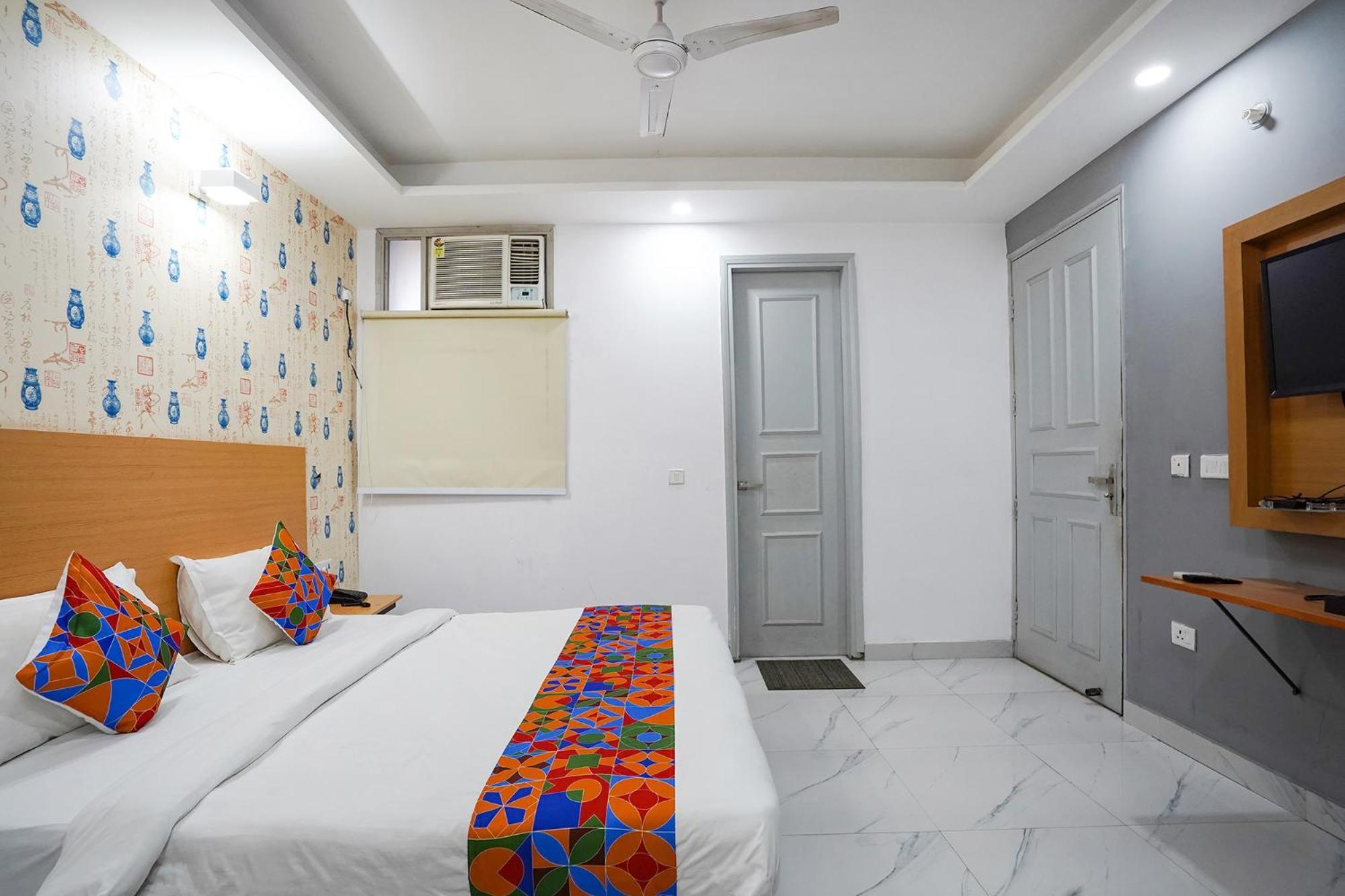 Fabhotel Prime Culture Нойда Екстер'єр фото