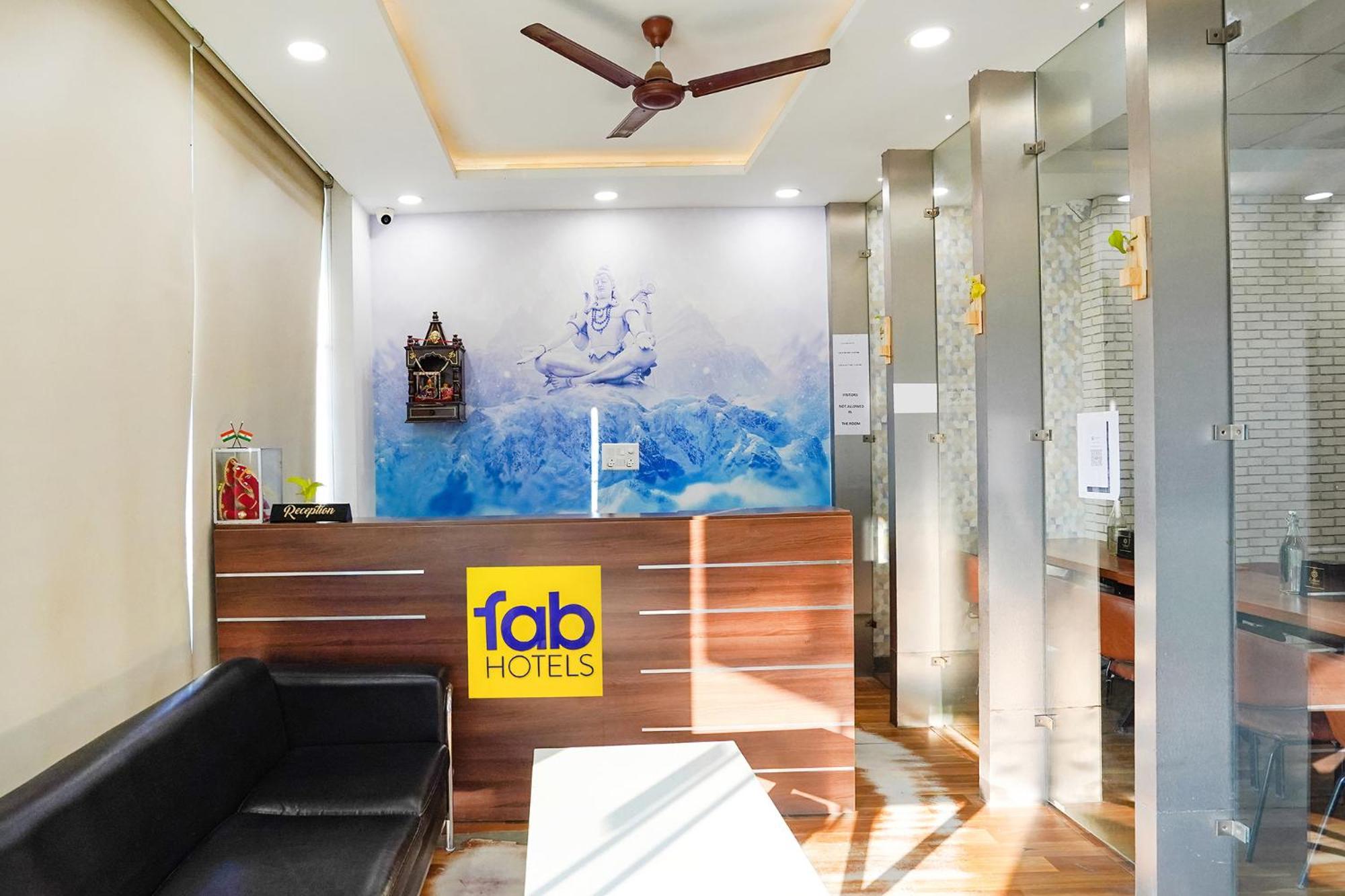 Fabhotel Prime Culture Нойда Екстер'єр фото