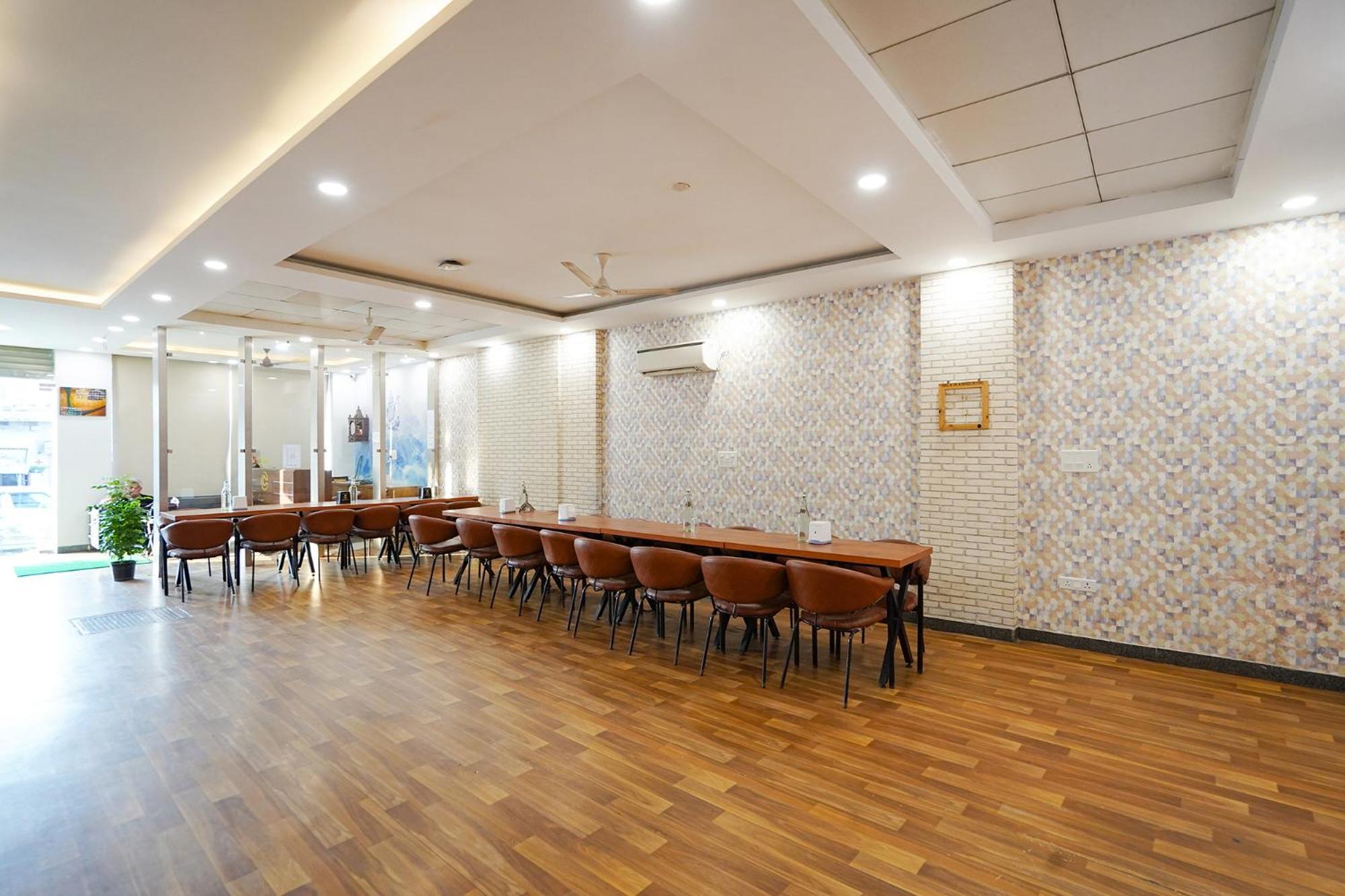 Fabhotel Prime Culture Нойда Екстер'єр фото